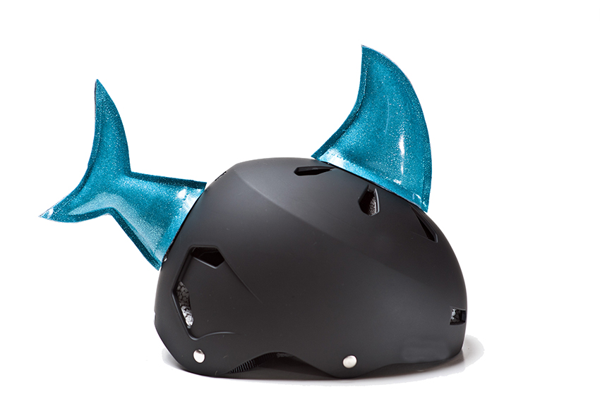 Pogginz_Shark Helmet